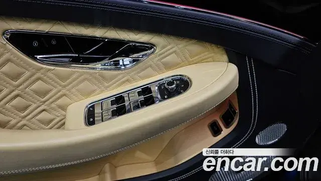 Bentley Continental GT 2019 — Photo 29/30