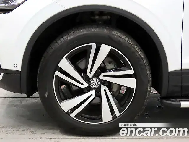 Volkswagen Touareg 2020 — Photo 5/20