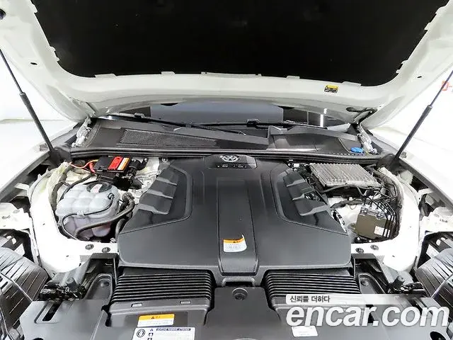 Volkswagen Touareg 2020 — Photo 20/20