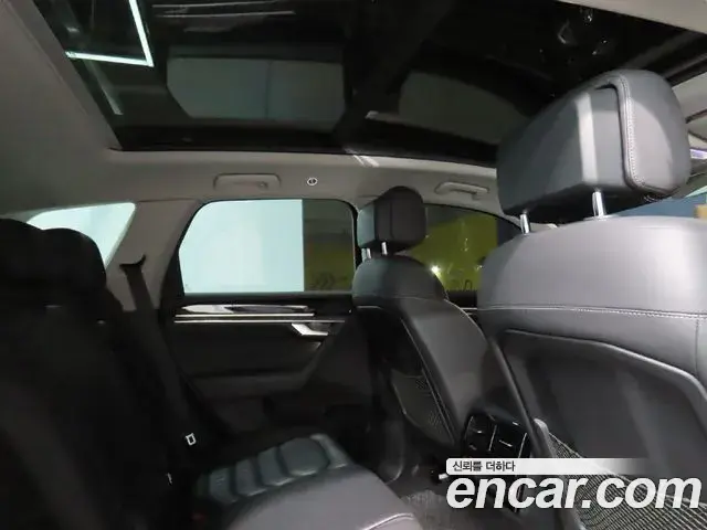 Volkswagen Touareg 2020 — Photo 7/20