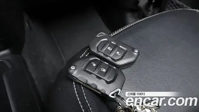 Jeep Wrangler 2021 — Фото 18/20