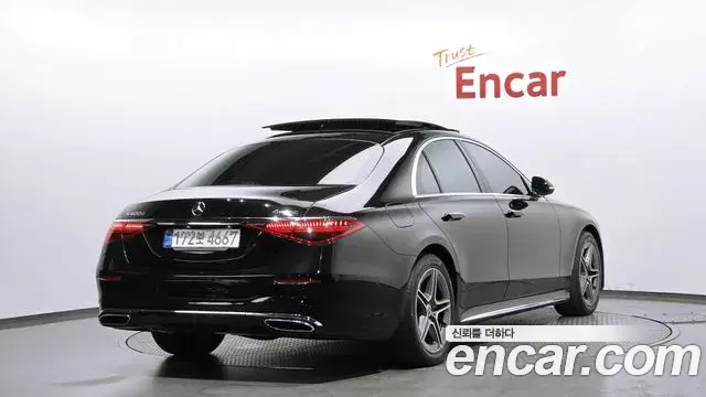 Mercedes-Benz S-Class 2022 — Photo 6/20