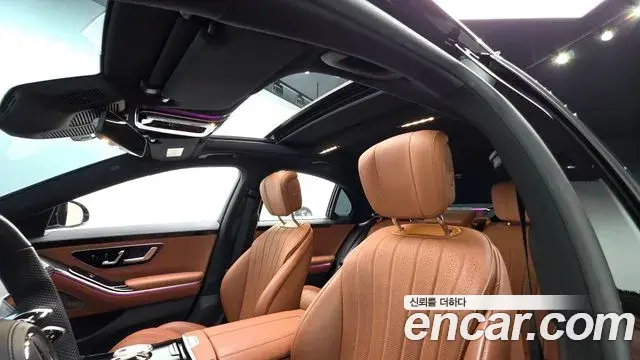 Mercedes-Benz S-Class 2022 — Photo 19/20