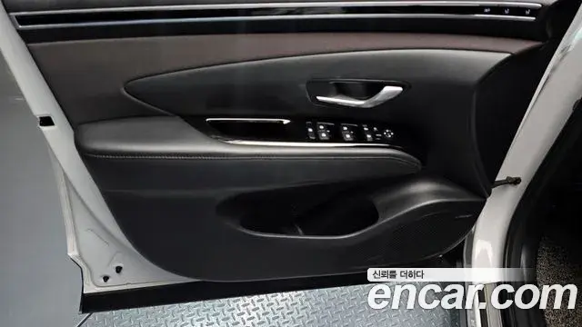 Hyundai The New Tucson 2022 — Фото 16/20
