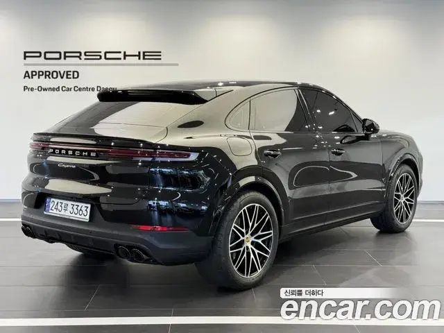 Porsche Cayenne 2023 — ფოტო 3/20