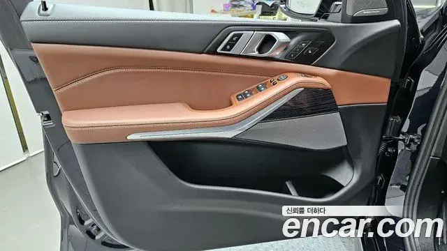 BMW X5 2025 — ფოტო 16/31