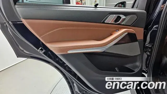 BMW X5 2025 — ფოტო 13/31