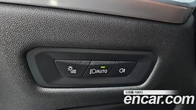 BMW X5 2025 — ფოტო 26/31