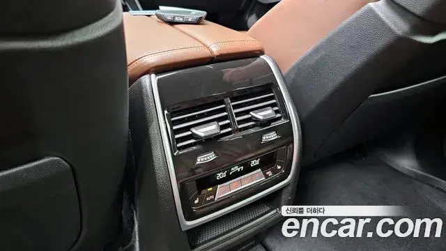 BMW X5 2025 — ფოტო 1/31