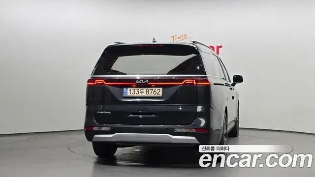 Kia Carnival 2023 — Фото 4/20