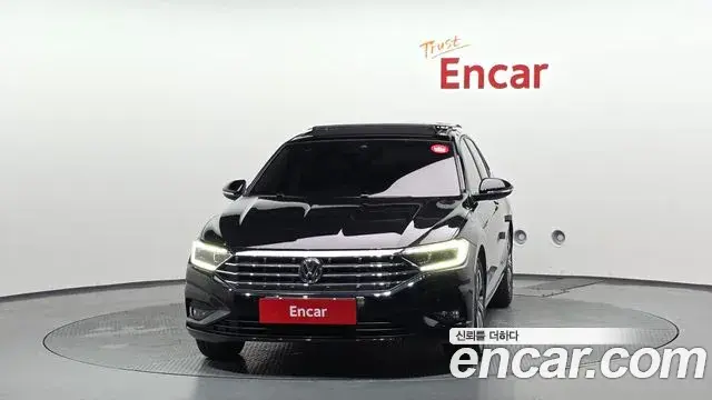 Volkswagen Jetta 2021 — Şəkil 9/32
