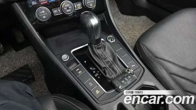 Volkswagen Jetta 2021 — Şəkil 5/32