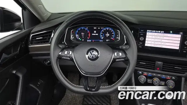 Volkswagen Jetta 2021 — Şəkil 22/32
