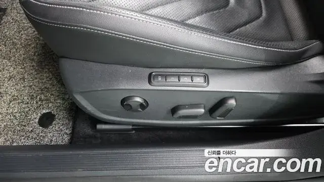 Volkswagen Jetta 2021 — Şəkil 11/32