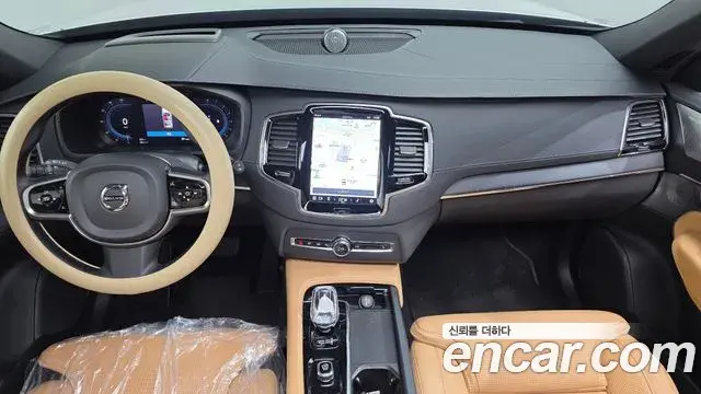 Volvo XC90 2022 — Photo 4/20