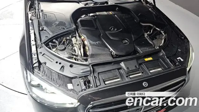 Mercedes-Benz S-Class 2022 — ფოტო 17/20