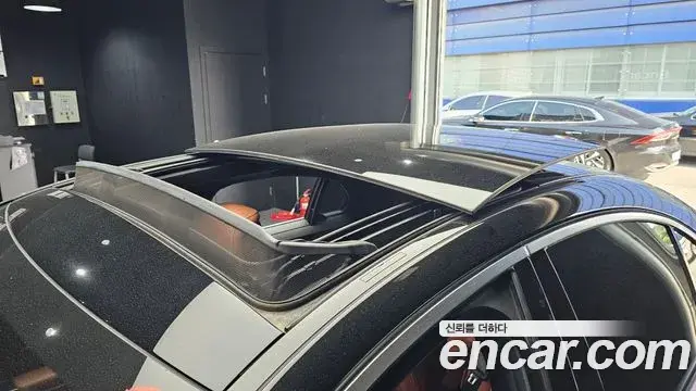 Mercedes-Benz S-Class 2022 — ფოტო 19/20