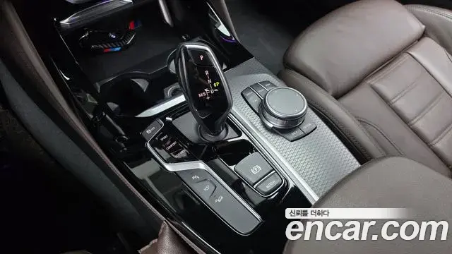 BMW X4 2020 — ფოტო 27/35