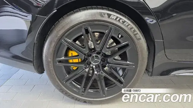 Mercedes-Benz AMG GT 2024 — Photo 20/34