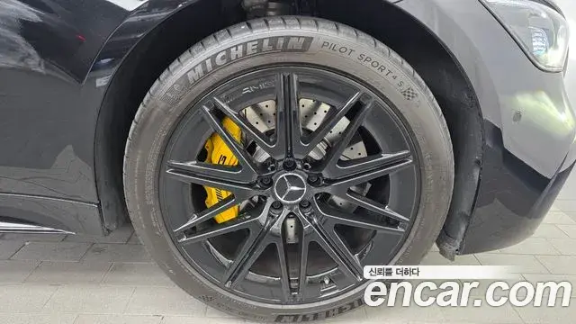Mercedes-Benz AMG GT 2024 — Photo 32/34