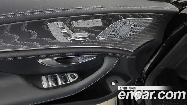 Mercedes-Benz AMG GT 2024 — Photo 10/34