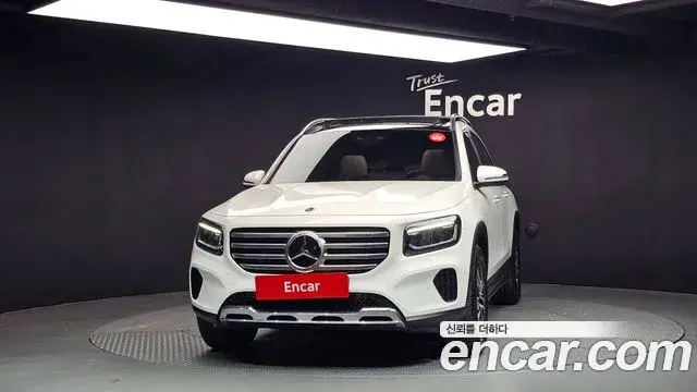 Mercedes-Benz GLB-Class 2024 — Photo 30/31