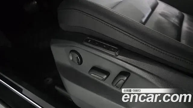 Volkswagen Tiguan 2020 — Şəkil 9/34