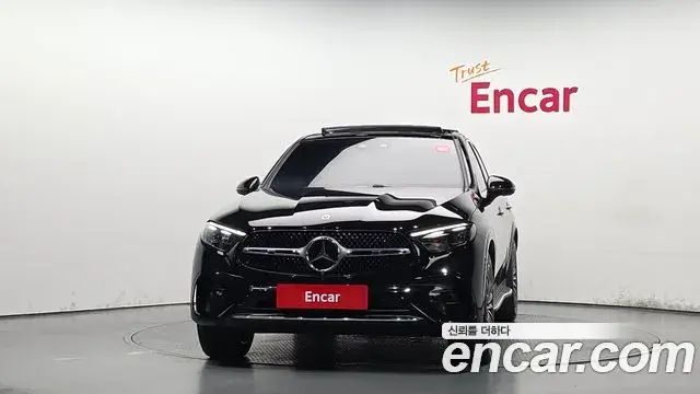 Mercedes-Benz GLC-Class 2025 — Photo 14/33