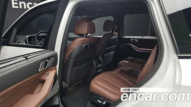 BMW X5 2025 — Photo 29/33