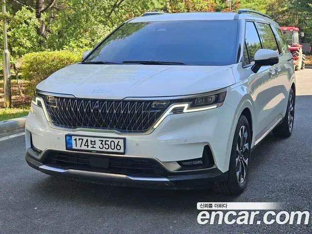 Kia Carnival 2023 — Фото 3/20