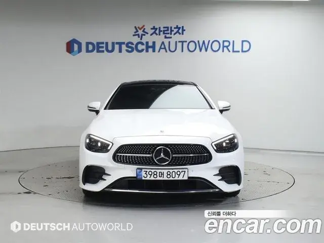 Mercedes-Benz E-Class 2022 — Фото 2/20