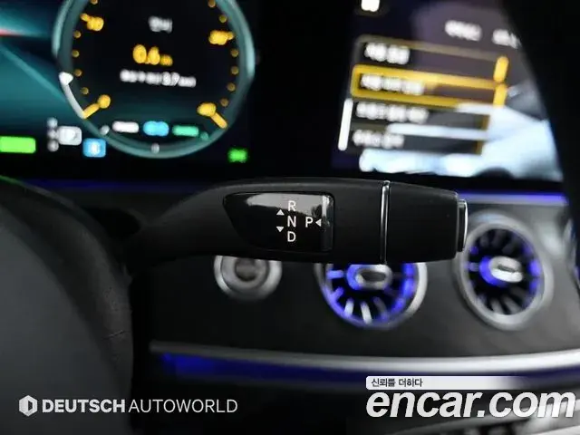 Mercedes-Benz E-Class 2022 — Фото 7/20