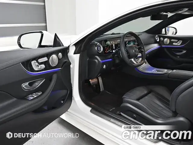 Mercedes-Benz E-Class 2022 — Фото 10/20
