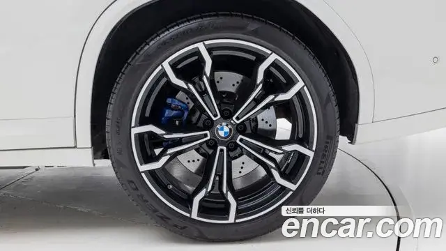BMW X4M 2021 — Photo 15/20
