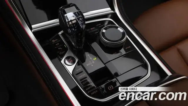 BMW 8 Series 2023 — ფოტო 18/20