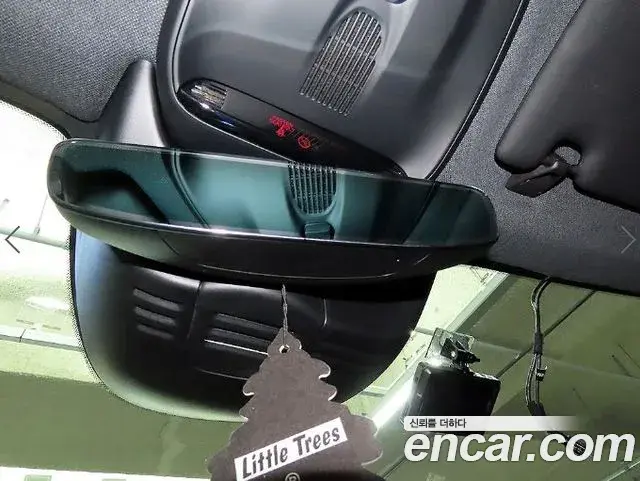 Volvo XC40 2020 — Photo 14/20