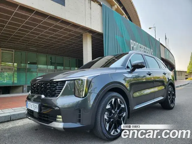 Kia Sorento 2023 — Photo 17/20