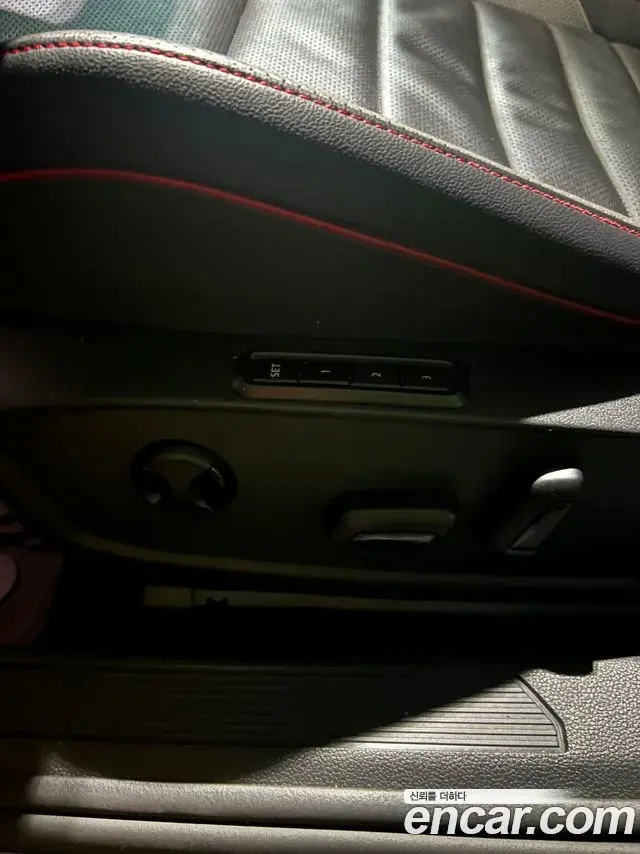 Volkswagen Golf 2022 — Şəkil 16/18