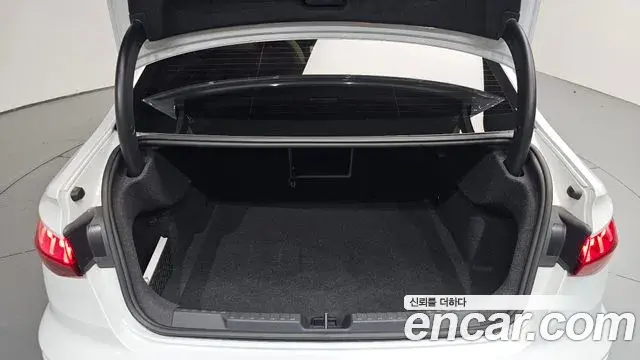 Audi A3 2023 — Photo 31/32