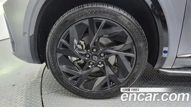 Renault Samsung Grand Koleos 2025 — ფოტო 2/20