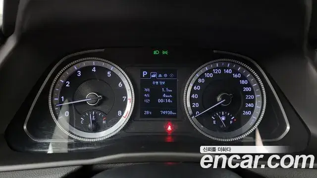 Hyundai Sonata 2019 — Фото 7/20