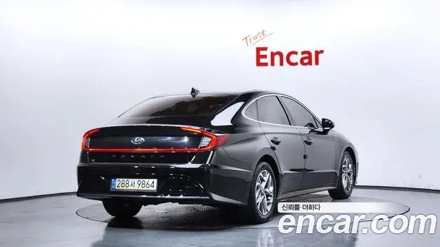Hyundai Sonata 2022 — Фото 2/20