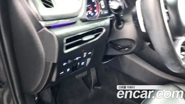 Hyundai Sonata Hybrid 2022 — Photo 23/34
