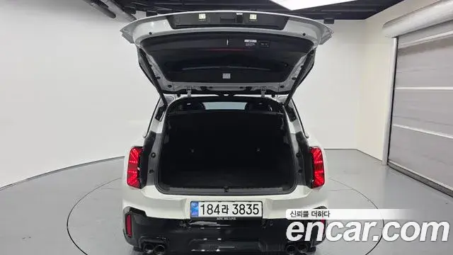 Mini Cooper S Countryman 2025 — Фото 20/20