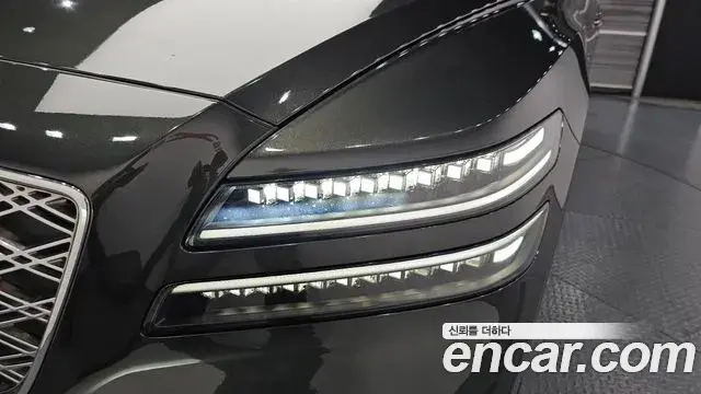Genesis GV80 2023 — ფოტო 22/39