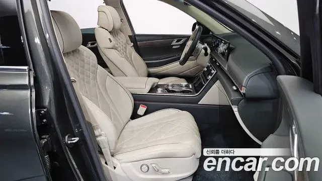 Genesis GV80 2023 — ფოტო 38/39