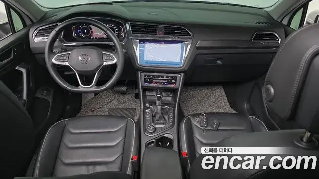 Volkswagen Tiguan 2022 — Photo 5/33