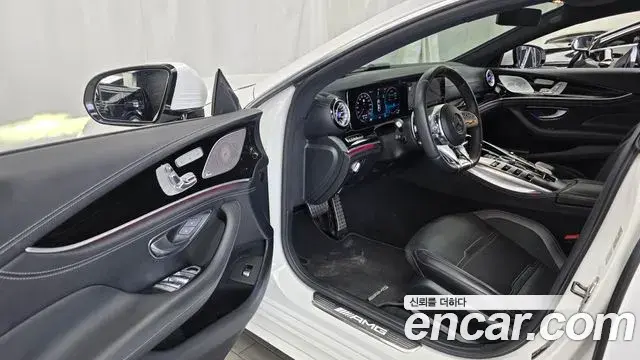 Mercedes-Benz AMG GT 2019 — Şəkil 21/31