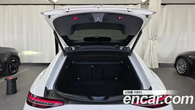 Mercedes-Benz AMG GT 2019 — Şəkil 25/31