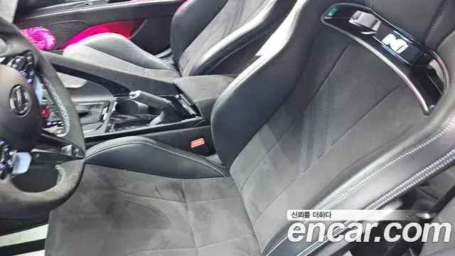Hyundai The New Avante Hybrid 2022 — ფოტო 27/33